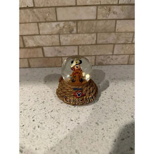 Disney Cruise Line Captain Mickey On Rope Anchor Chip ‘N Dale 2.5”Mini Snowglobe
